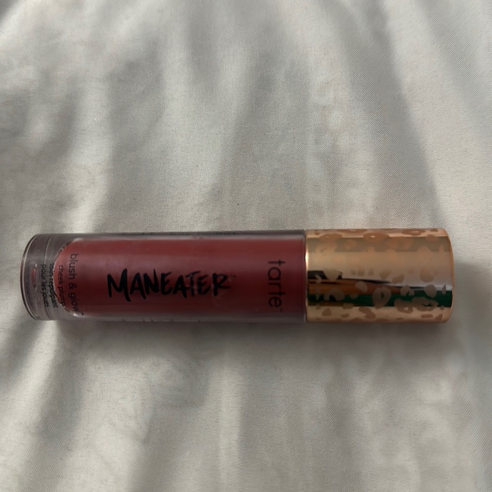 Tarte Maneater Blush in Berry